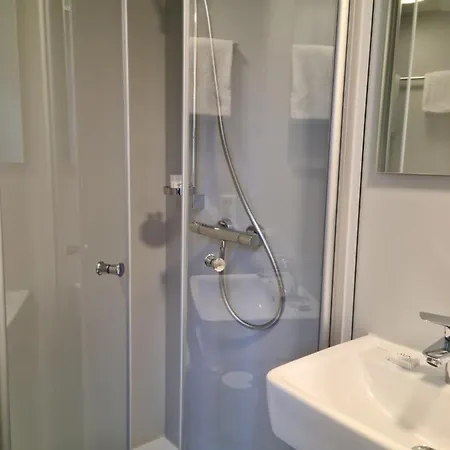 Otel Waldbahnhof Sauerland *