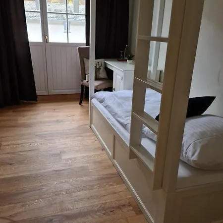 Waldbahnhof Sauerland Hotel *