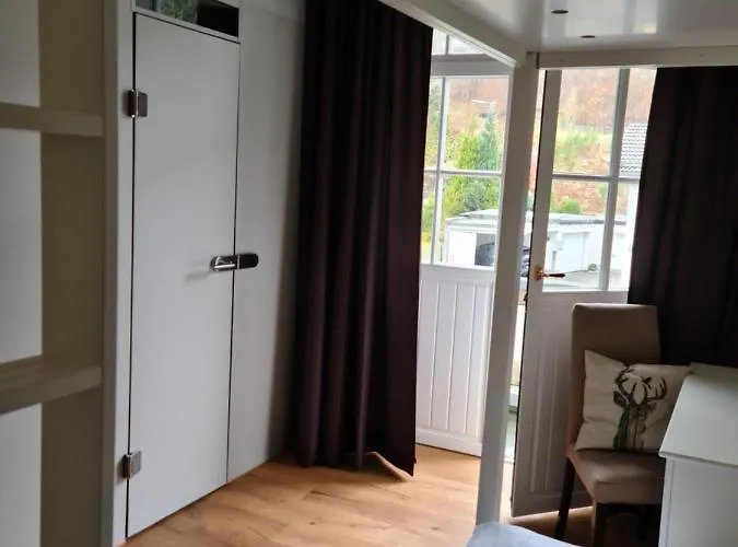 Waldbahnhof Sauerland Hotel *